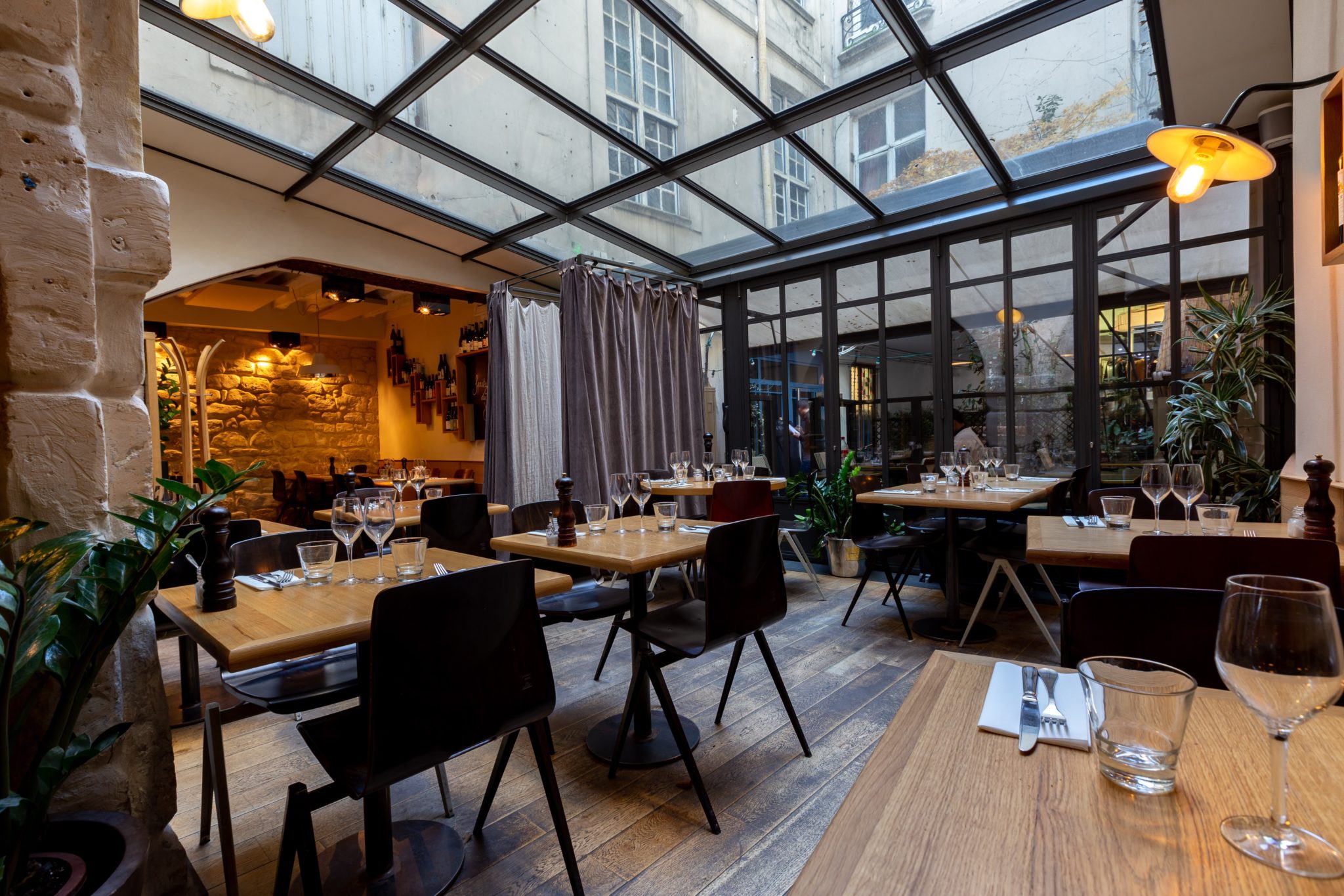 Salle principale du Jaja